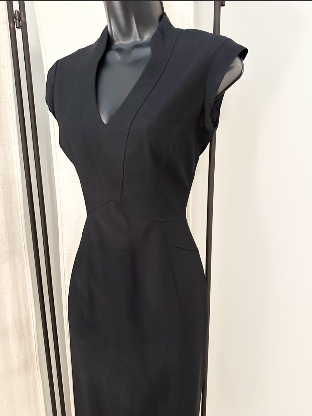 Reiss Black V-Neck Cap Sleeve Midi Sheath Dress - Picture 10 of 16